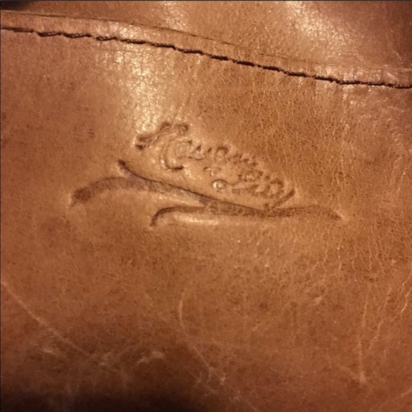 Raven + lily crossbody - Picture 4 of 5